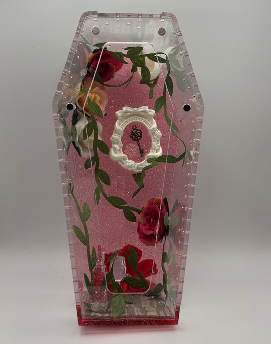🩷 Enchanted Rose Coffin Critterrarium
